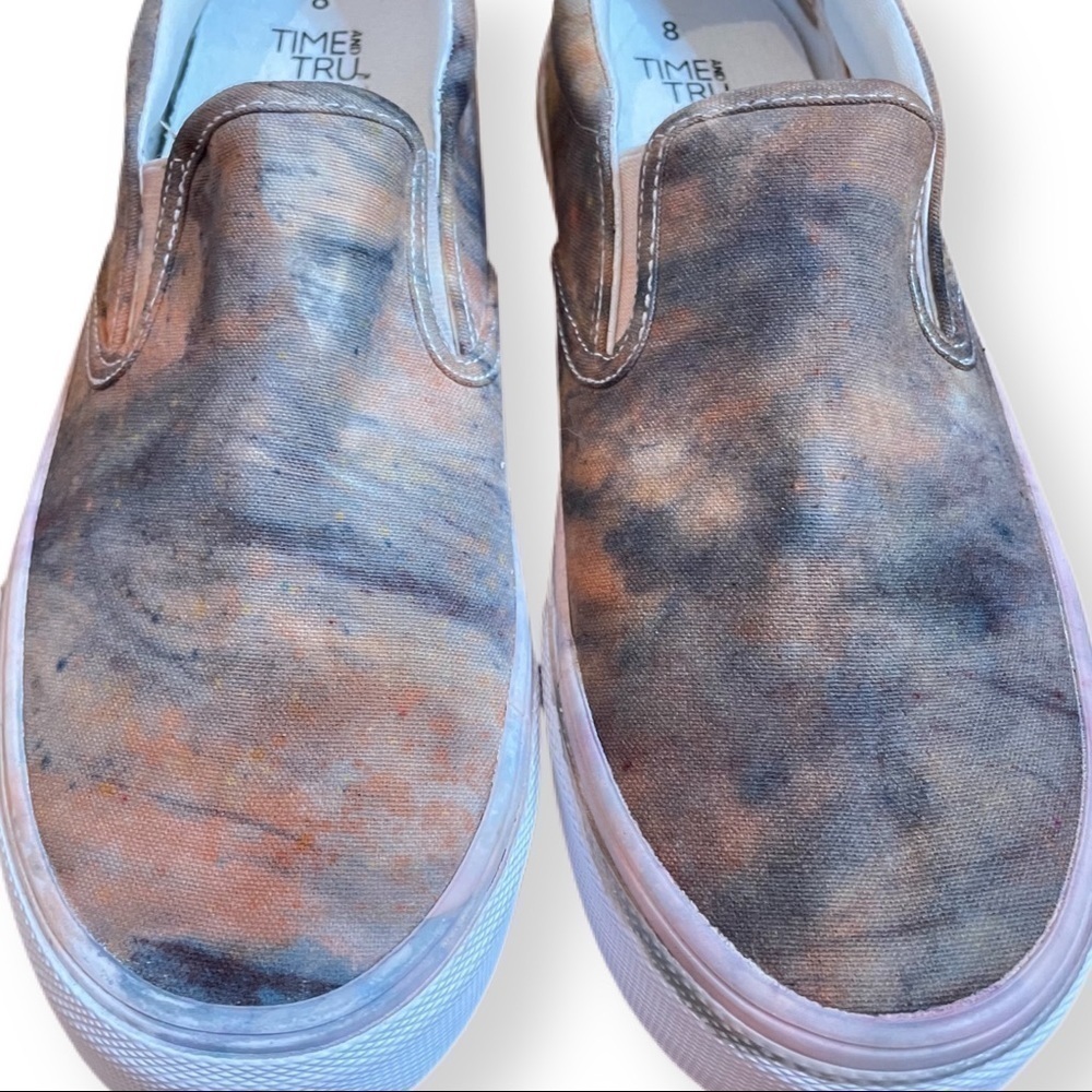 Tie dye sneakers earth tone marbled brown gray black size 8 slip on canvas